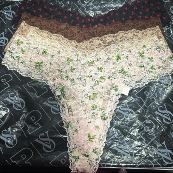 Victoria’s Secret Lace Thong Panties - Picture 1 of 6